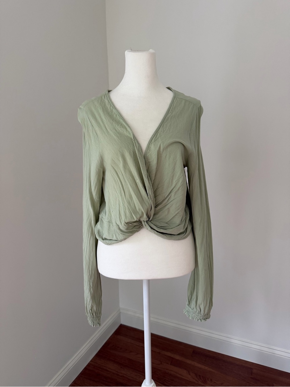 Urban Outfitters Sage Green Twist-Knot Long Sleeve Top - Picture 2 of 4